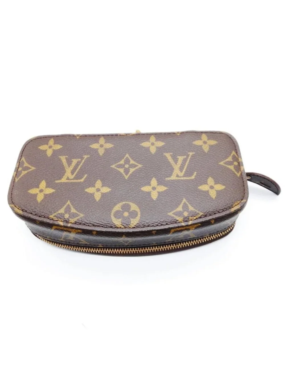 Louis Vuitton classic louis